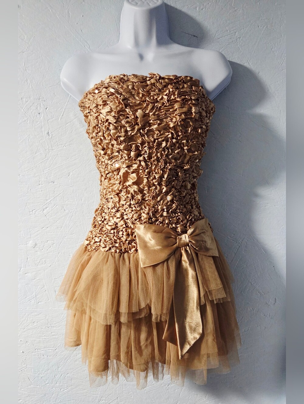 Vintage 90s Fiesta Gold Sequin Strapless Party/Prom Dress - S